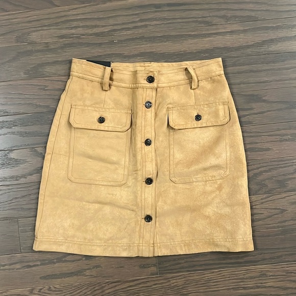Banana Republic Tan Camel Vegan Suede Portia Mini Skirt - Picture 2 of 4